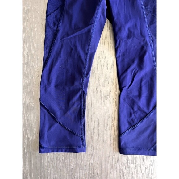 Lululemon Fast As Light Crops Size 4 - Emperor Blue - Brand New - Picture 4 of 12